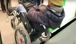 VES: Metro de Lima se pronuncia sobre hombre en silla de ruedas que cayó por falta de rampa