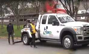 Surco: municipio se disculpa por mover auto de vecina