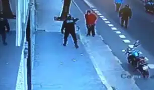 VIDEO: policía fue detenido  por matar a revoltoso de una patada