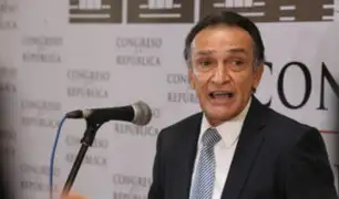 Héctor Becerril descartó que los congresistas tengan miedo de debatir el adelanto electoral