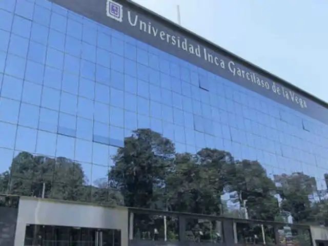 Suspenden a UIGV por entregar bachilleres a profesionales de otras universidades