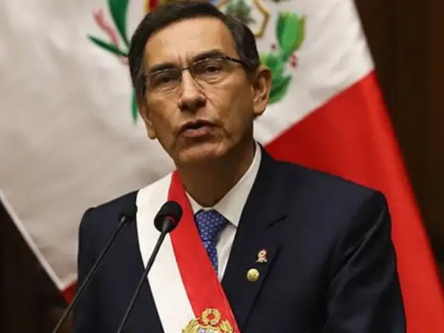 Presidente Martín Vizcarra promulgó las leyes de reforma política
