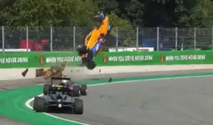 Impactantes imágenes: auto de Fórmula 3 sale volando de la pista