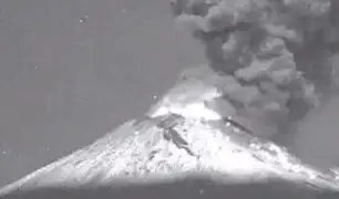 México: exhalación de volcán Popocatépetl alcanzó hasta 1200 metros de altura