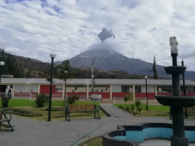 Volcán Ubinas: se registró una nueva explosión esta mañana