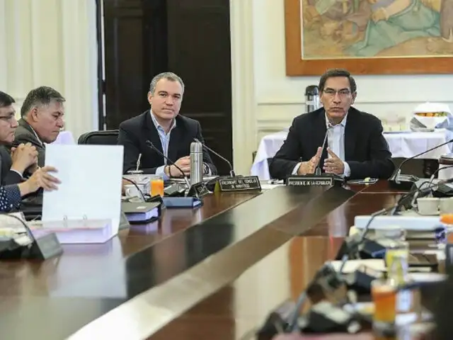 Martín Vizcarra preside sesión del Consejo de Ministros