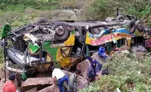 Se incrementa a 17 los muertos tras fatal despiste de bus en Cusco