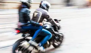 Cuestionan normativa que obliga a motociclistas usar chaleco con placa