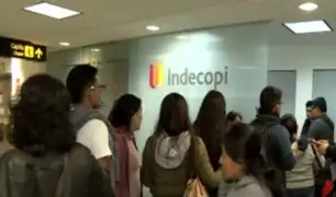 Indecopi asiste a viajeros varados por cancelación de vuelos de Peruvian Airlines
