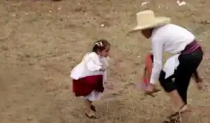 Cajamarca: niña de 3 años sorprende con baile de huayno