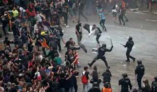 España: violentas manifestaciones tras sentencias contra líderes independentistas