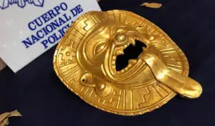 Policía española recupera máscara prehispánica de oro robada en Colombia
