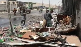 Explosiones en una mezquita dejan más de 30 muertos en Afganistán