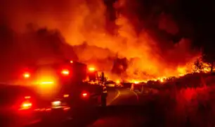 California: incendio forestal avanza con fuerza y miles deben ser evacuados