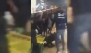 Los Olivos: fiscalizadores se enfrentan a ambulantes y agreden a un comensal