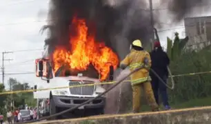 México: dos trabajadores y un bombero mueren en incendio de camión recolector de basura