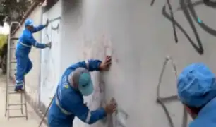 Miraflores: vecinos piden sanción para vándalos que realizan pintas callejeras