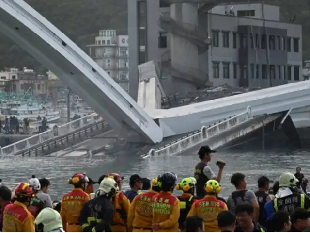 Taiwán: recuperan cuerpos de cinco desaparecidos en derrumbe de puente