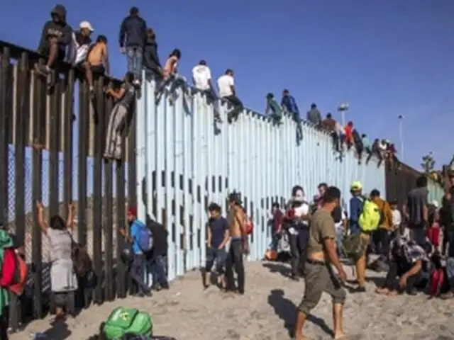 EEUU: en un año fueron detenidos casi un millón de migrantes en frontera con México