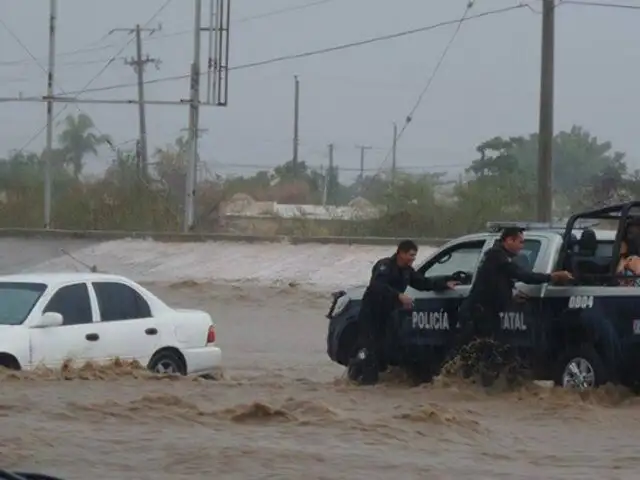 México: una persona fallecida dejan inundaciones en Baja California