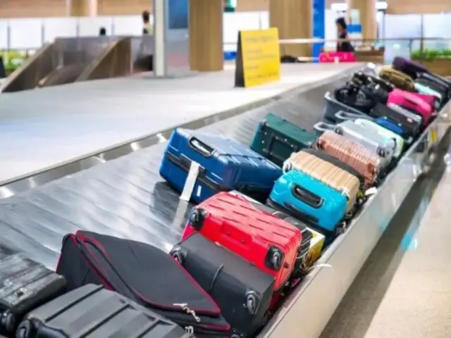 El asombroso método de una pasajera para no pagar exceso de equipaje se hace viral