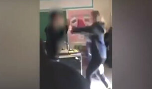EEUU: maestra y alumno se enfrentaron a golpes en salón de clases