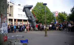 Chile: manifestantes derriban estatua de Pedro de Valdivia en nueva jornada de protestas