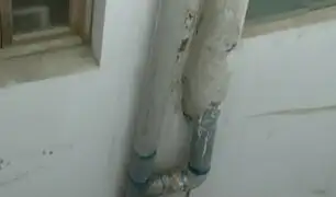 Piden al municipio retirar tubería de desagüe ilegal en edificio de Miraflores