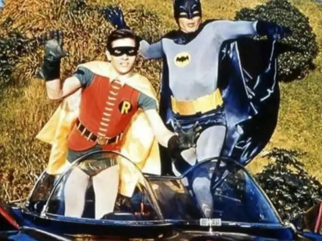 Batman y Robín: subastan disfraces originales de serie de 1960