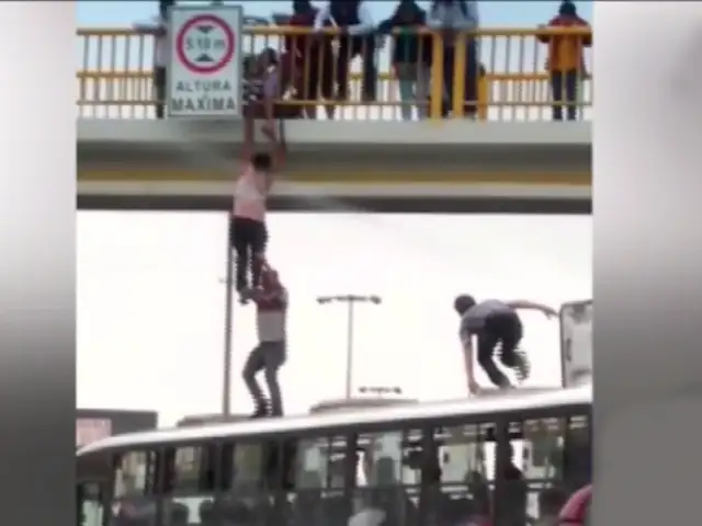 SJM: pasajeros de bus salvan la vida de joven que intentó lanzarse de puente