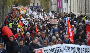 Francia: miles de personas acatan huelga contra reforma de pensiones