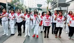 EEUU: operarias de limpieza se suman a protesta “Un violador en tu camino”