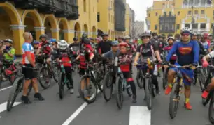 La última trepada del año: ciclistas pedalearon hasta el Cerro San Cristóbal