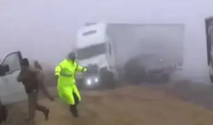 EEUU: chofer de camión sin control choca y casi mata a policías