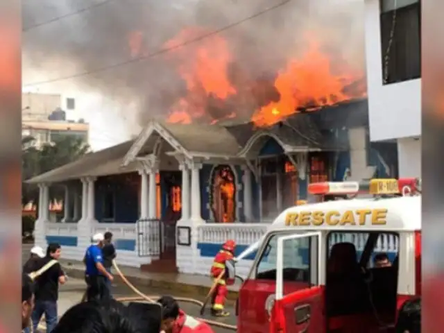 Lambayeque: incendio destruye histórica casona de Pimentel