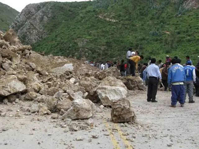 Junín: derrumbe bloquea un tramo de la carretera La Oroya-Huancayo