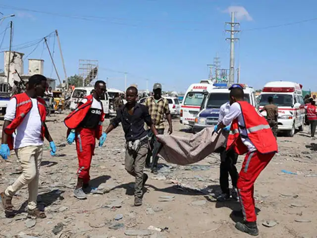 Atentado en Somalia: 76 muertos deja explosión de coche bomba