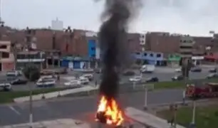 Camioneta se incendió tras aparatoso choque en el Callao