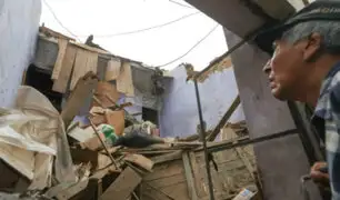 Vecinos atemorizados tras derrumbe de techo de vivienda en quinta