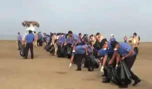 Chorrillos: Policía y Marina limpian playas de la Costa Verde