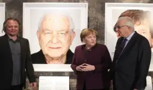 Angela Merkel homenajea a los sobrevivientes de Auschwitz