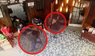 Miraflores: pareja roba mochila a cliente de cadena de restaurantes