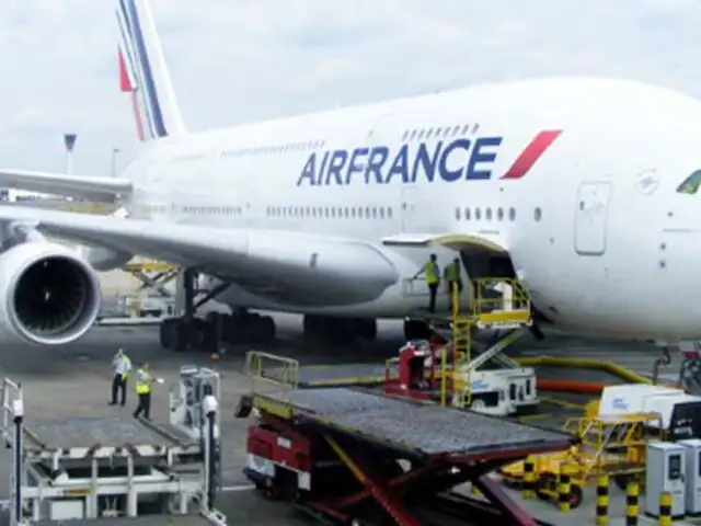 Francia: hallan cadáver de un menor en tren de aterrizaje de avión procedente de Costa de Marfil
