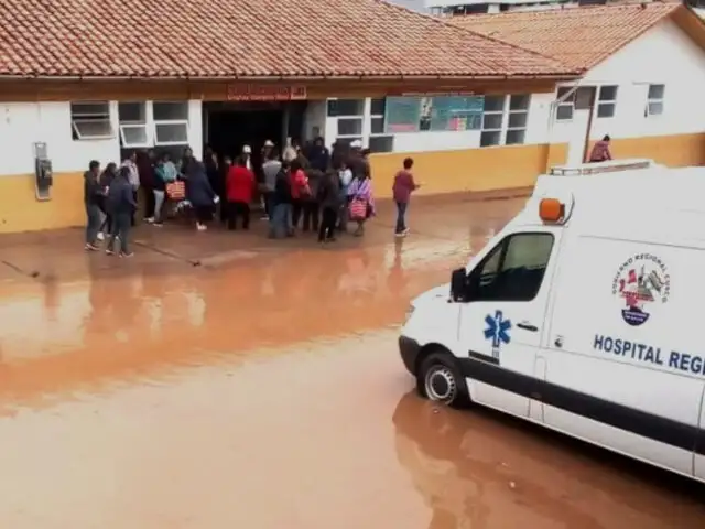 Cusco: pacientes del Hospital Regional fueron atendidos pese a inundación