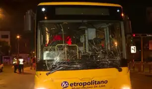 Chorrillos: diez heridos deja choque de combi y bus del Metropolitano