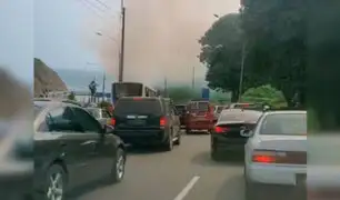 Incendio forestal en la bajada Armendáriz alarmó a conductores