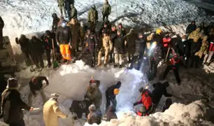 Turquía: más de 20 muertos y 10 desaparecidos tras avalancha en carretera