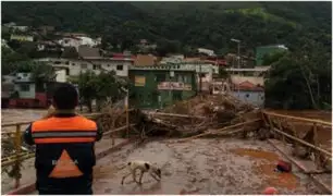 Deslizamiento de tierra sepultó varias casas en Brasil