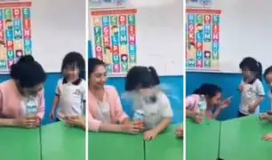 [VIDEO] La cruel e indignante ‘broma’ que una maestra hizo a una niña y la dejó sin trabajo