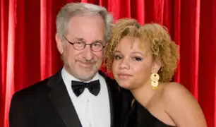 Hija de Steven Spielberg se lanza al mundo del cine para adultos
